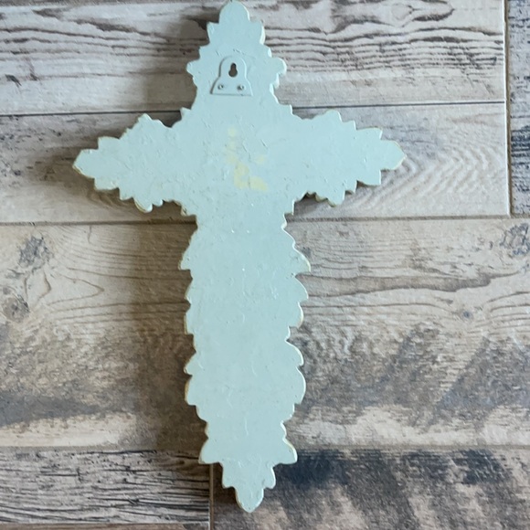 Cross - Picture 2 of 3